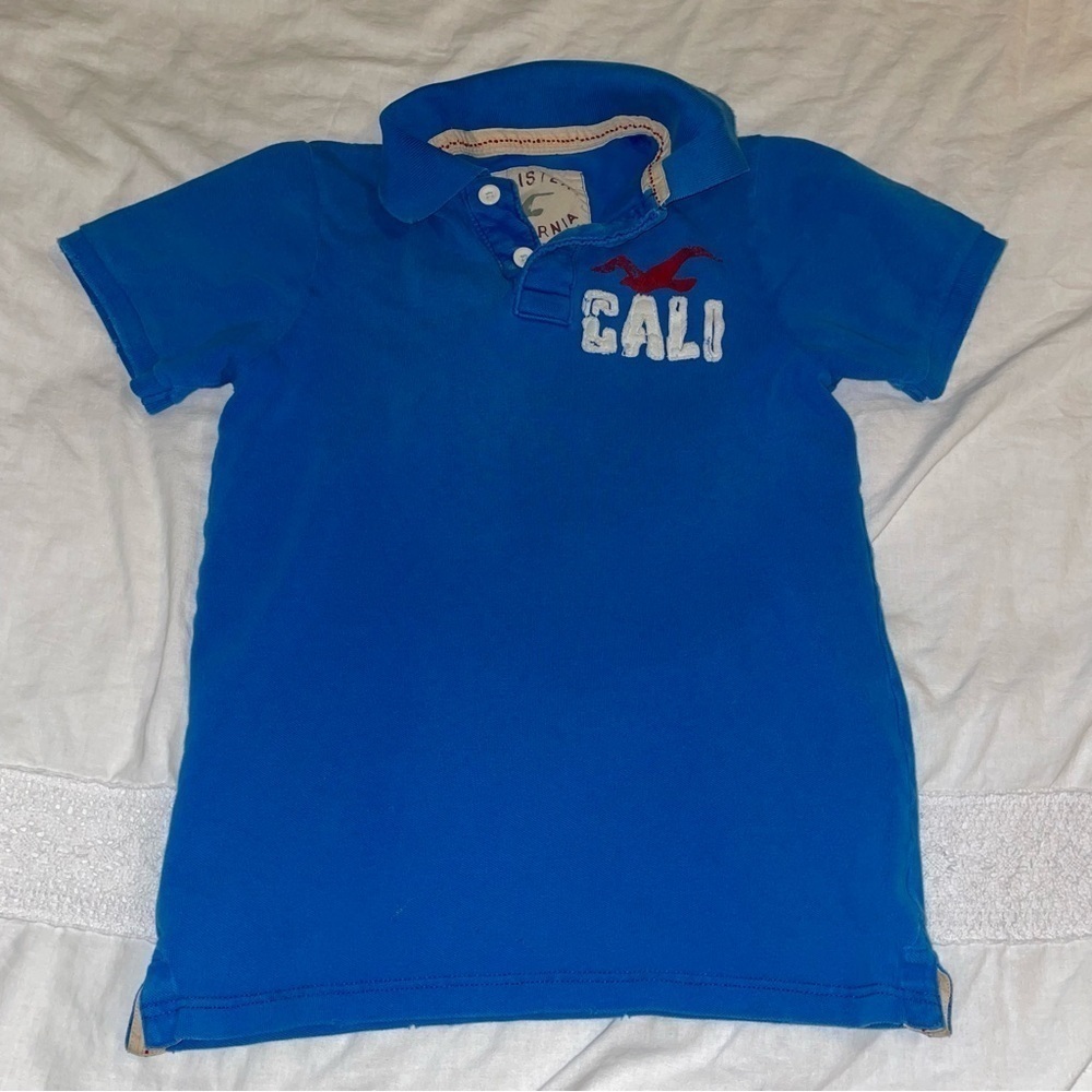 Hollister SMALL Logo Cali Polo Blue California applique distressed back VTG
